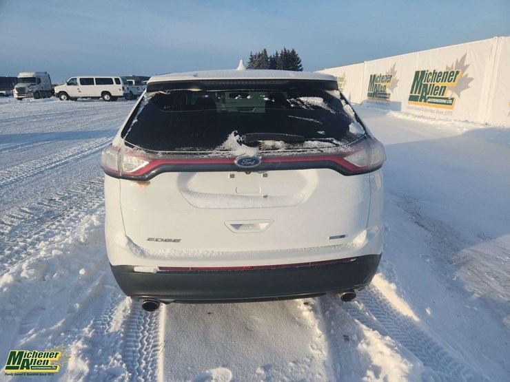 2018-ford-edge-image-7