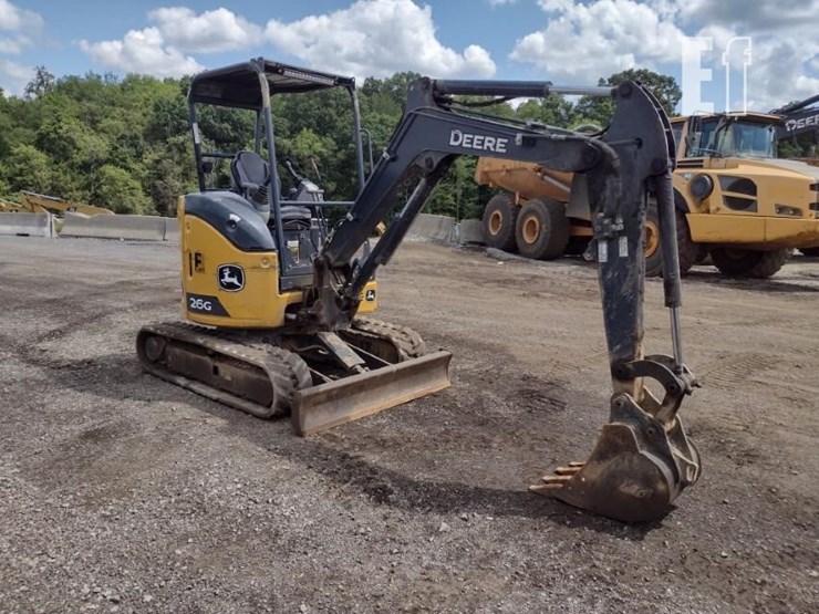 2022-deere-26g-image-47