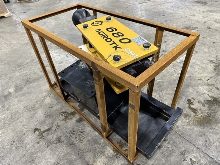 2025-agt-pd680-pz-post-driver-image-4