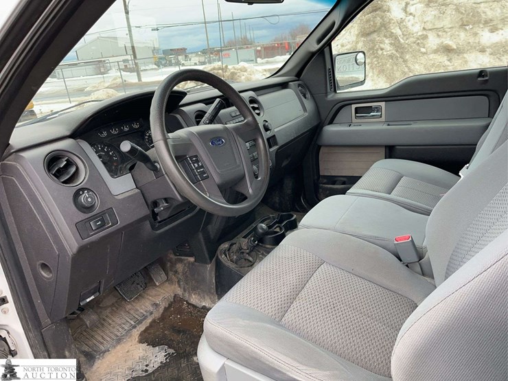 2011-ford-f150-image-25