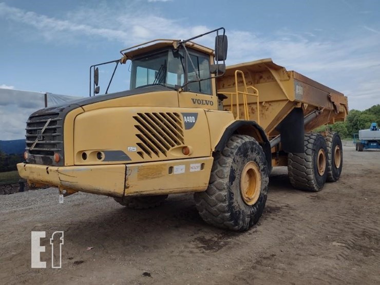 2003-volvo-a40d-image-43