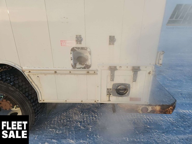 2006-ford-f550-image-46