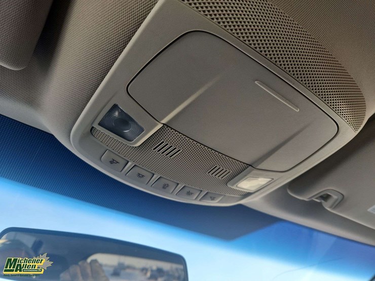 2018-ford-edge-image-21