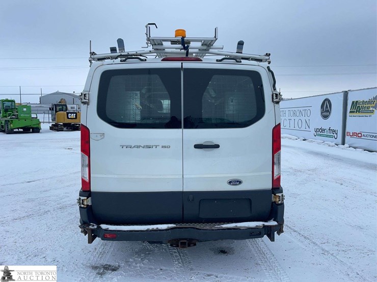 2016-ford-transit-image-4