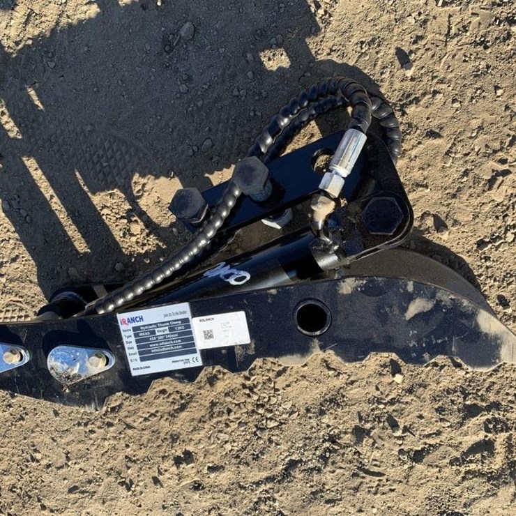 Unused 2025 IRanch Hydraulic Thumb Attachment,