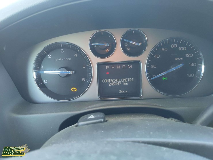 2007-cadillac-escalade-image-14