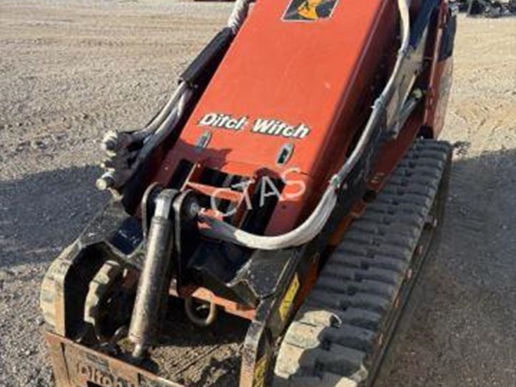 2019-ditch-witch-sk1550-image-1