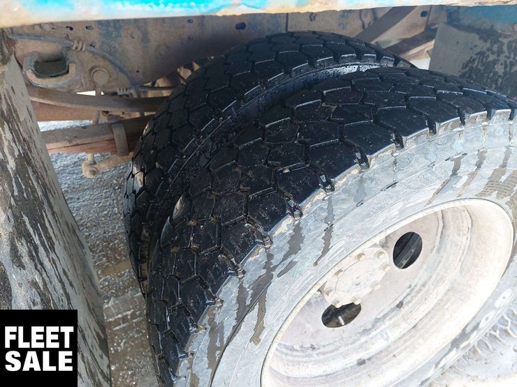 2008-ford-f550-image-11