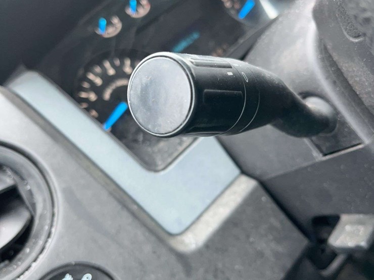 2014-ford-f150-image-18