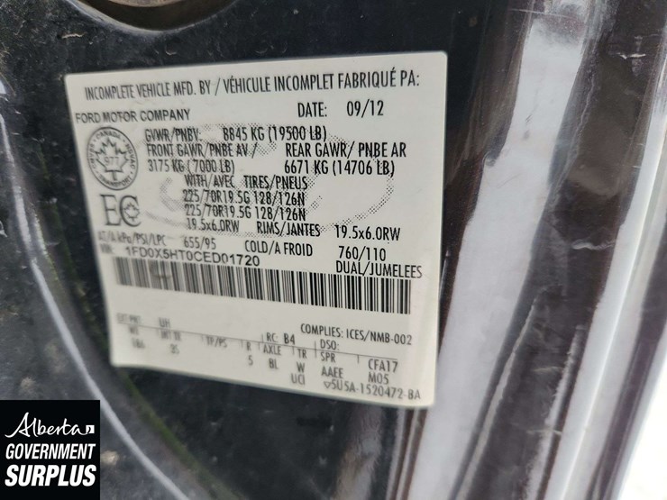 2012-ford-f550-image-44