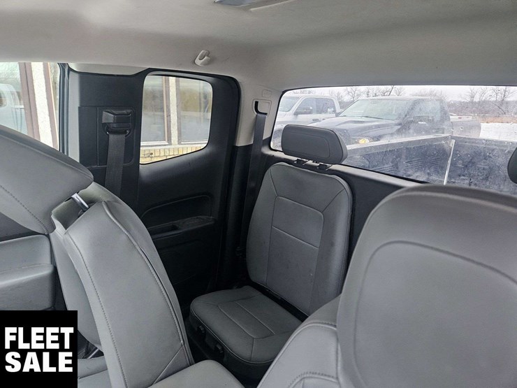 2018-chevrolet-colorado-image-24