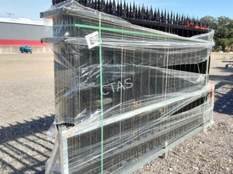 #11-•-(8)-wrought-iron-fence-panels-image-3