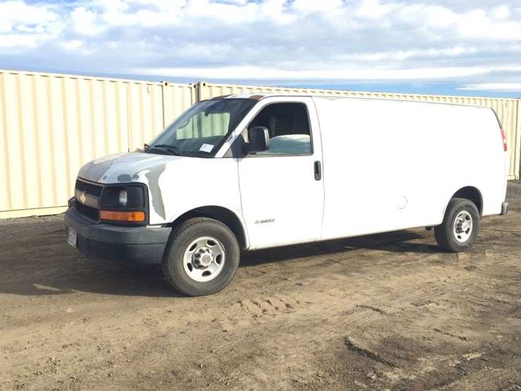 2005-chevrolet-2500-image-1