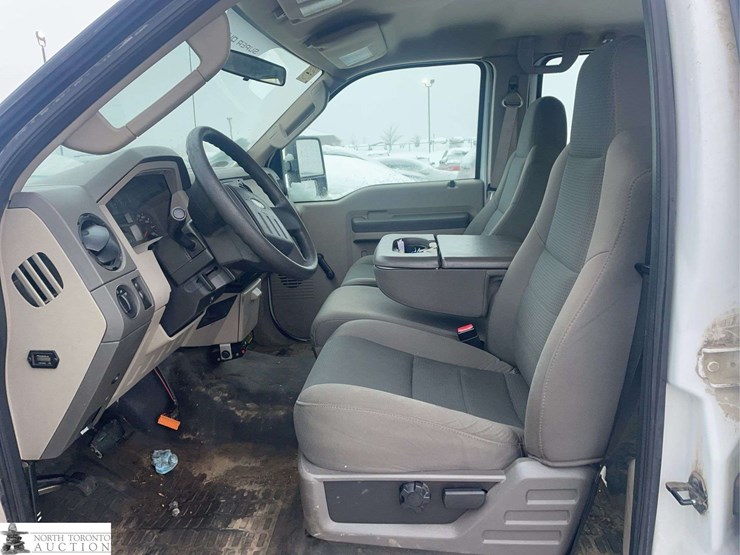 2009-ford-f250-image-12