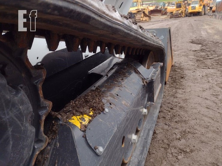 2022-bobcat-t595-image-23