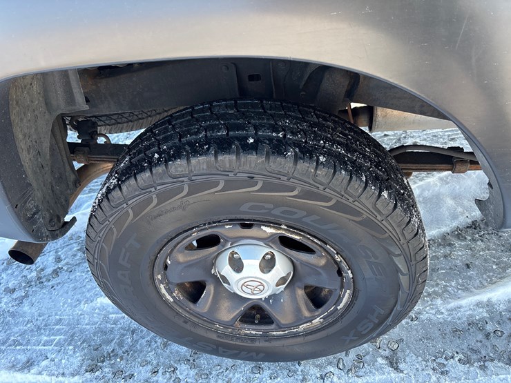 2014-toyota-tacoma-image-14