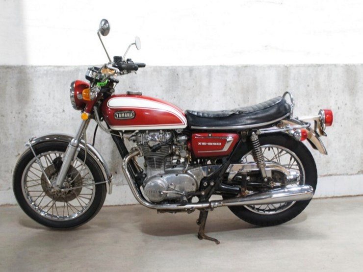 1972-yamaha-xs650-motorcycle-image-4