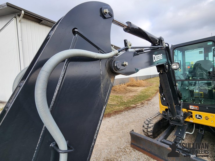 2020-deere-35g-image-11