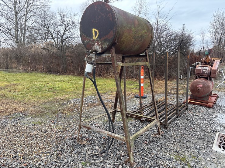 #6521-•-d1.-150-gal-fuel-tank-image-1