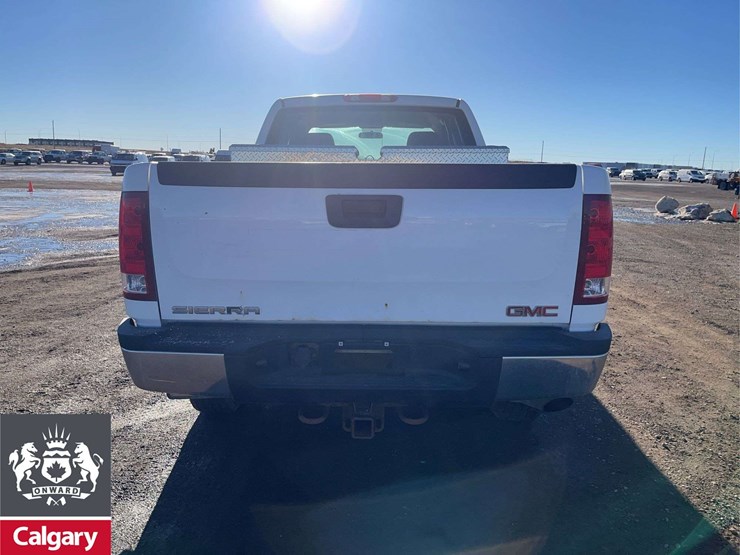 2008-gmc-sierra-2500hd-image-5