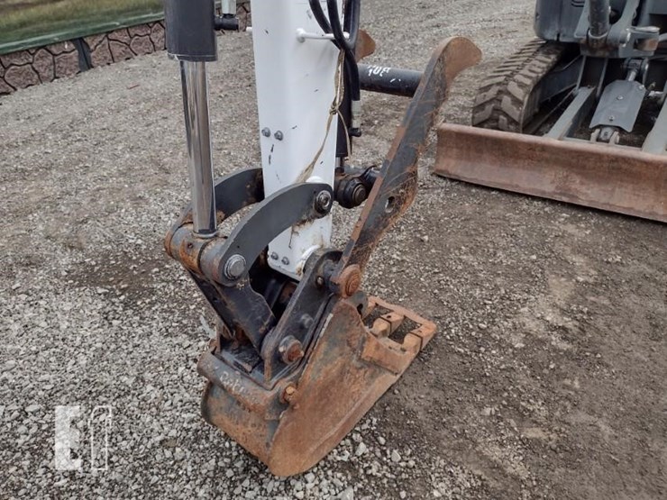 bobcat-e32i-image-17