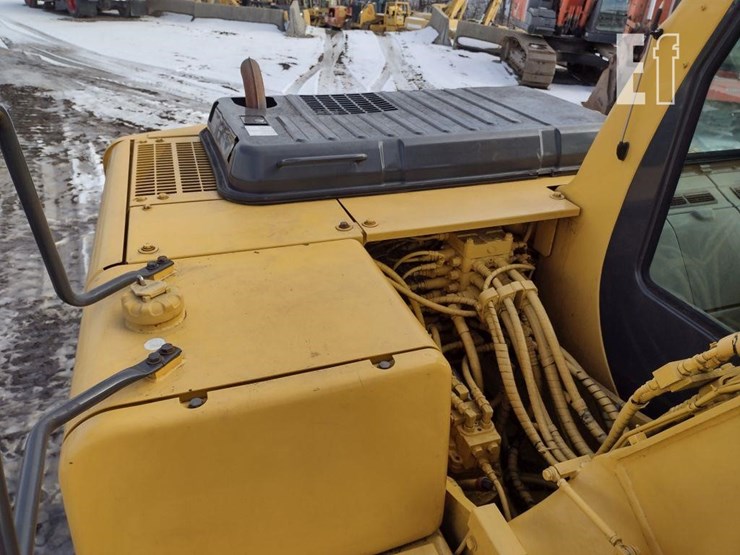 2004-komatsu-pc120-6e0-image-45
