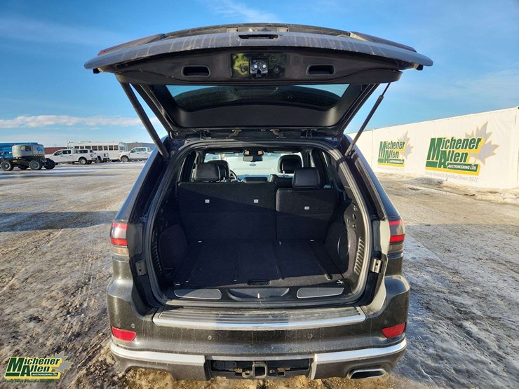 2014-jeep-grand-cherokee-image-26