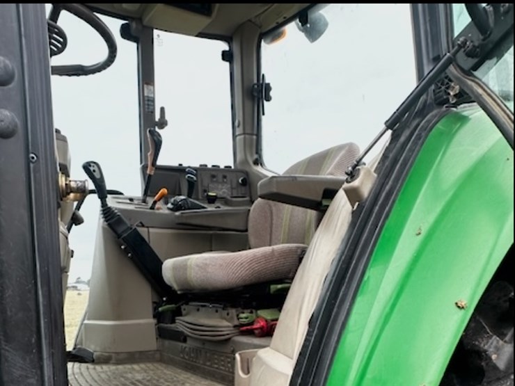 2009-john-deere-7330-image-9