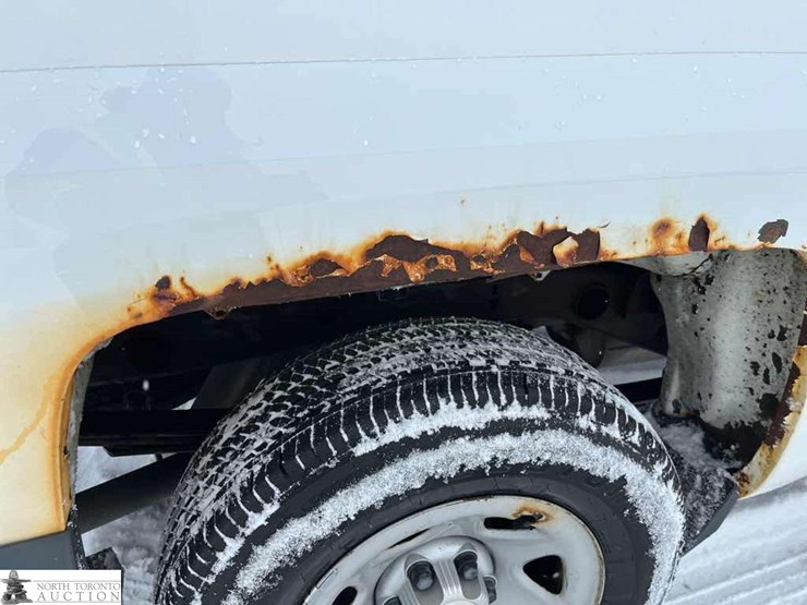 2016-chevrolet-silverado-1500-image-24