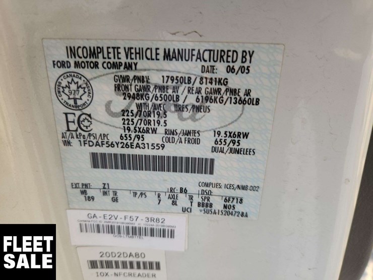 2006-ford-f550-image-48