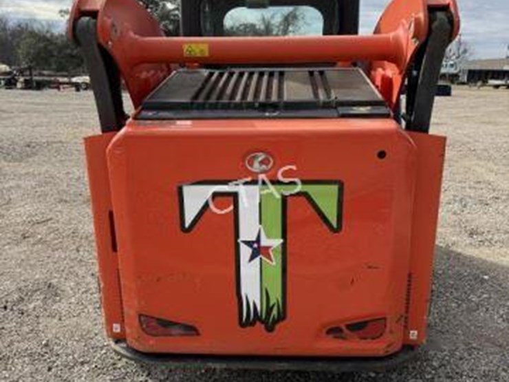 kubota-ssv75-image-10