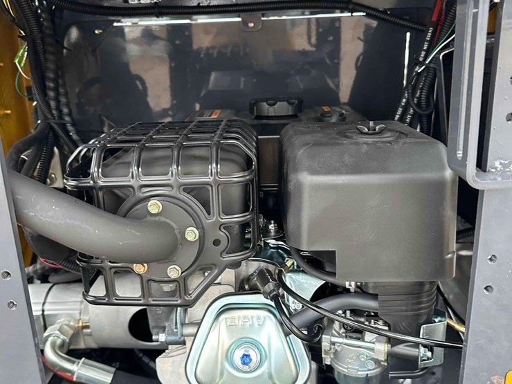 unused-sdle18p-mini-excavator-image-11