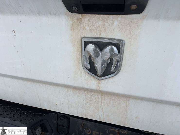 2018-dodge-1500-image-31