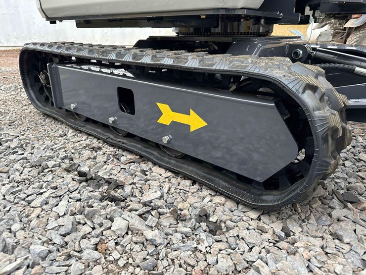 unused-sdle18p-mini-excavator-image-7