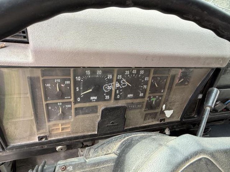 2000-international-4700-image-14