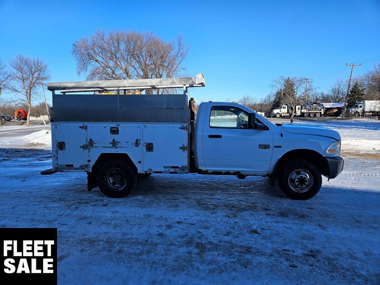 2011-ram-3500-st-image-7