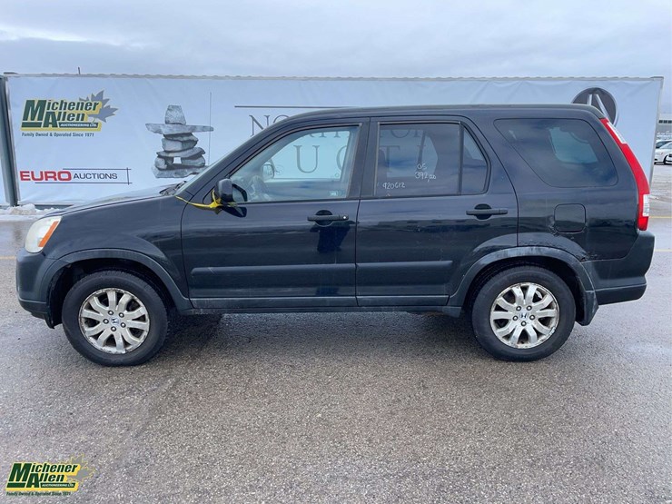 2005-honda-crv-image-2