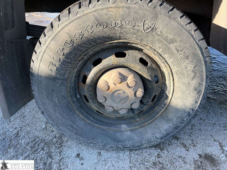 2012-dodge-2500-image-11