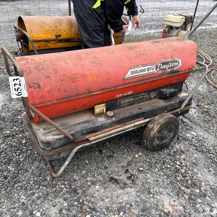 #6523 • E1. 35000btu dayton heater