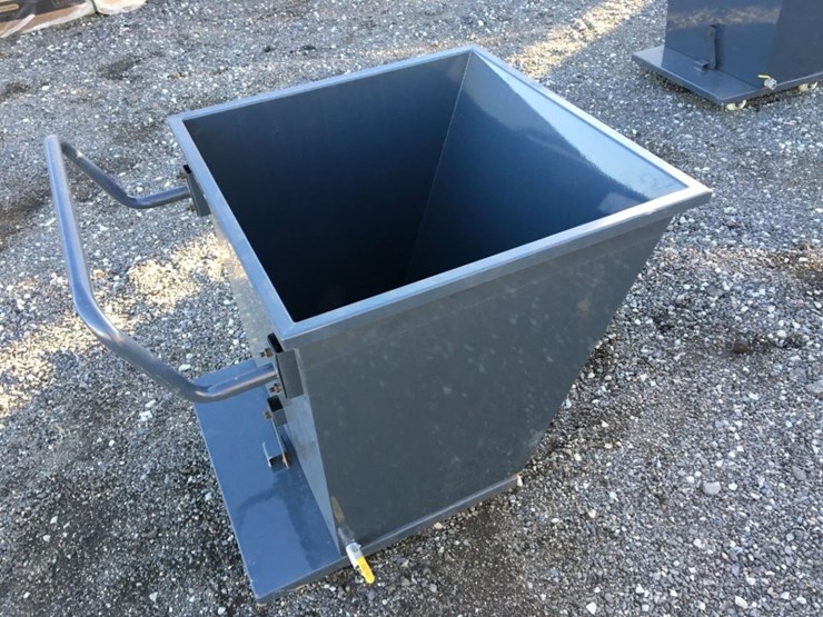 unused-2025-iranch-23in-x-26in-x-25in-dump-hopper-image-2