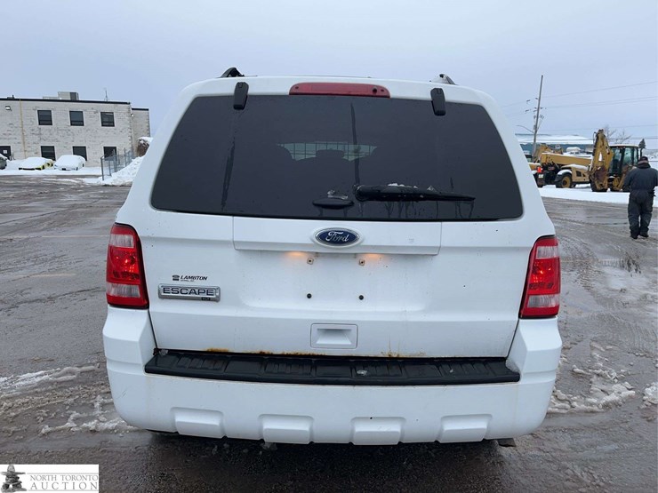 2012-ford-escape-xlt-image-7