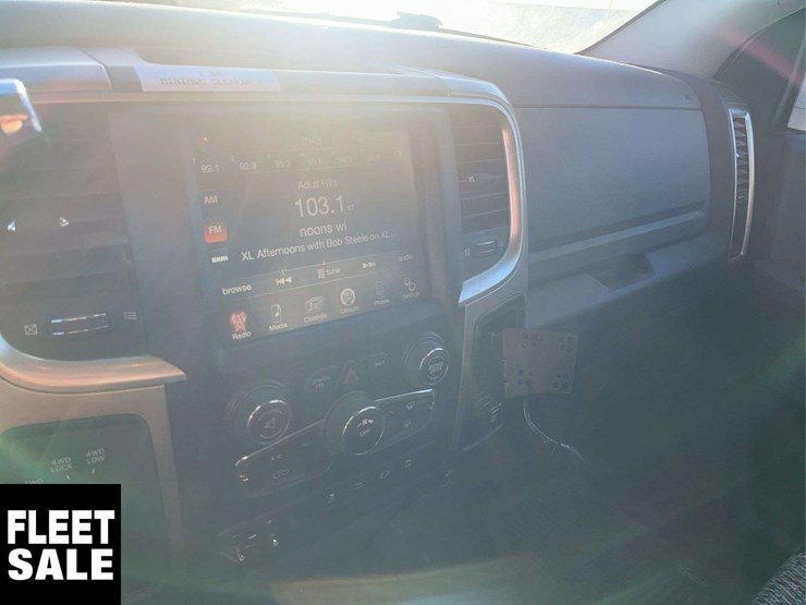 2015-dodge-2500-image-20