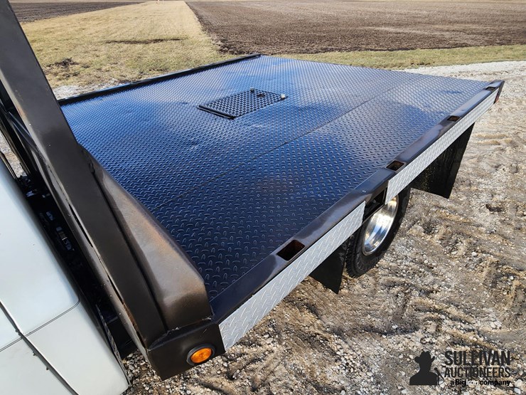1986-gmc-c3500-2wd-flatbed-truck-image-15