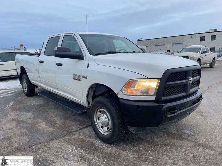 2015-dodge-2500-image-7