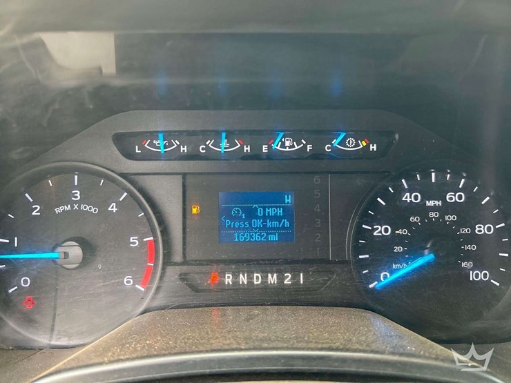 2017-ford-f550-image-13