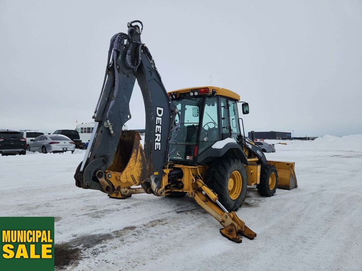 2011-deere-410j-image-4