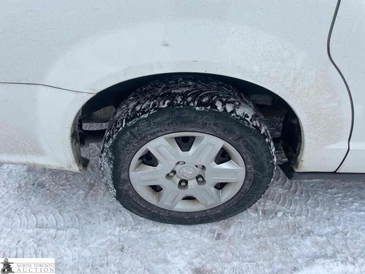 2012-dodge-ram-van-image-18