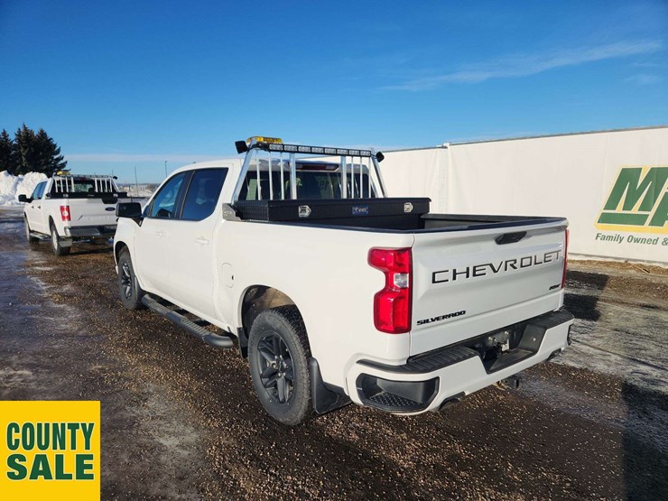 2022-chevrolet-silverado-1500-image-3