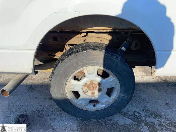 2014-ford-f150-image-22