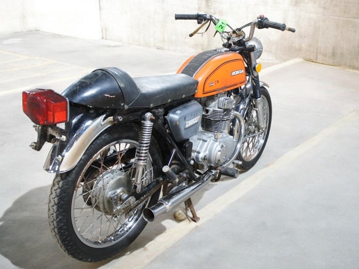 1976-honda-cb200-motorcycle-image-3